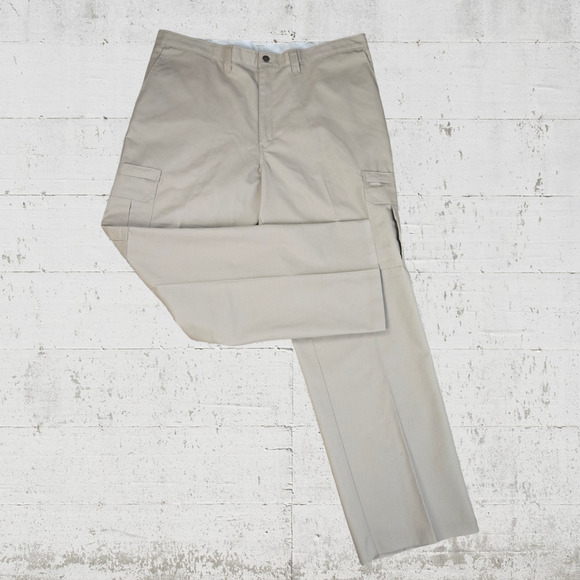 Dickies Dessert Sand Cargo Relaxed Fit Flex Khaki Trouser Pants Size 42 x 34 - Picture 1 of 6